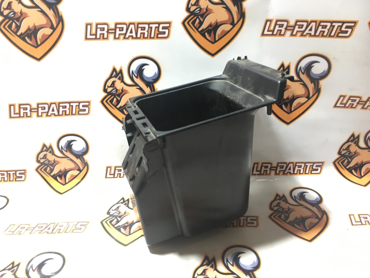FJG500042PVJ Вещевой отсек Range Rover Sport L320 (2005-2013) Б/У